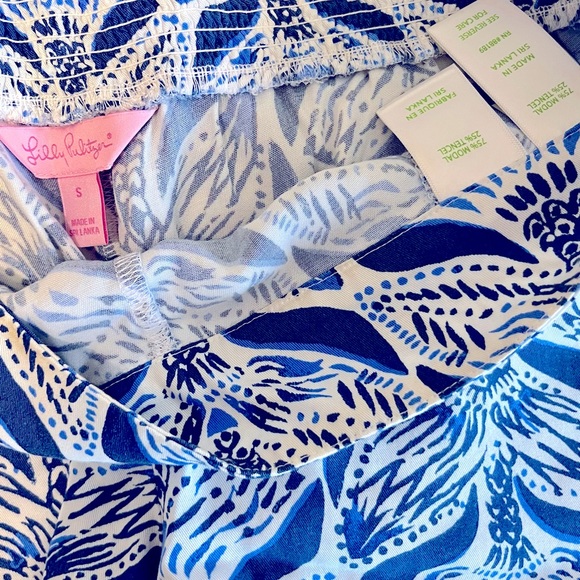 πΈ Lilly Pulitzer Scalloped Hem Pull-On Shorts (S) πΈ - Picture 3 of 5
